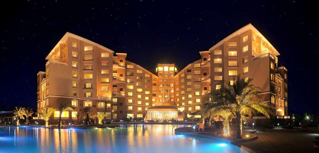 Royal Tulip Sea Pearl Beach Resort & Spa Cox's Bazar Exterior photo