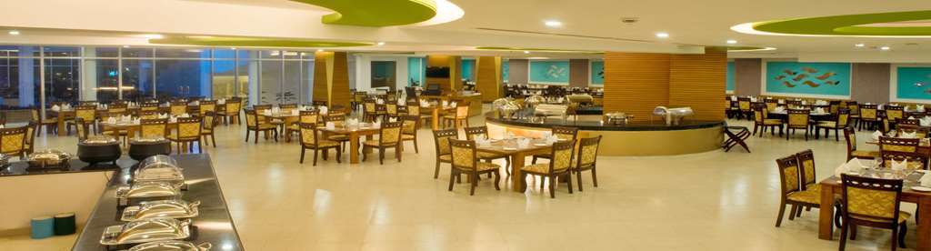 Royal Tulip Sea Pearl Beach Resort & Spa Cox's Bazar Restaurant photo
